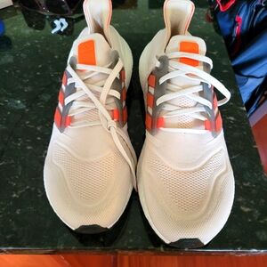 Brand New Adidas Ultraboost 22 Size 14 Mens